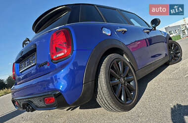 Хетчбек MINI Cooper 2020 в 