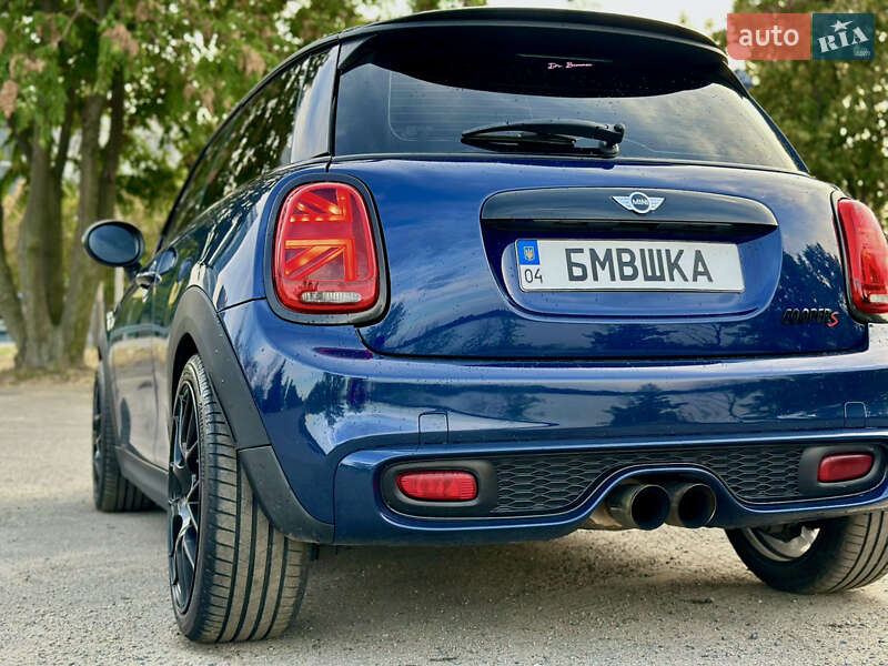 Хэтчбек MINI Cooper 2015 в Днепре