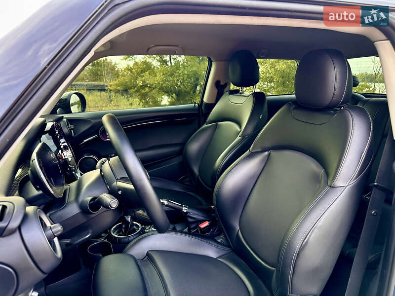 Хэтчбек MINI Cooper 2015 в Днепре