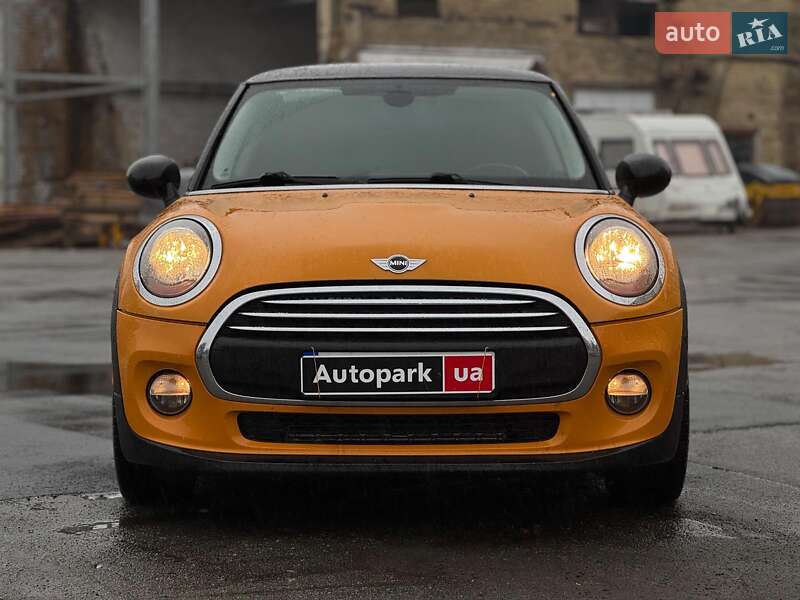 Хэтчбек MINI Cooper 2014 в Киеве
