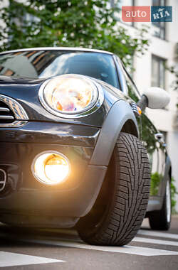 Хетчбек MINI Cooper 2006 в 