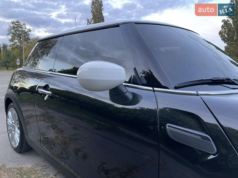 Хетчбек MINI Cooper 2022 в Києві
