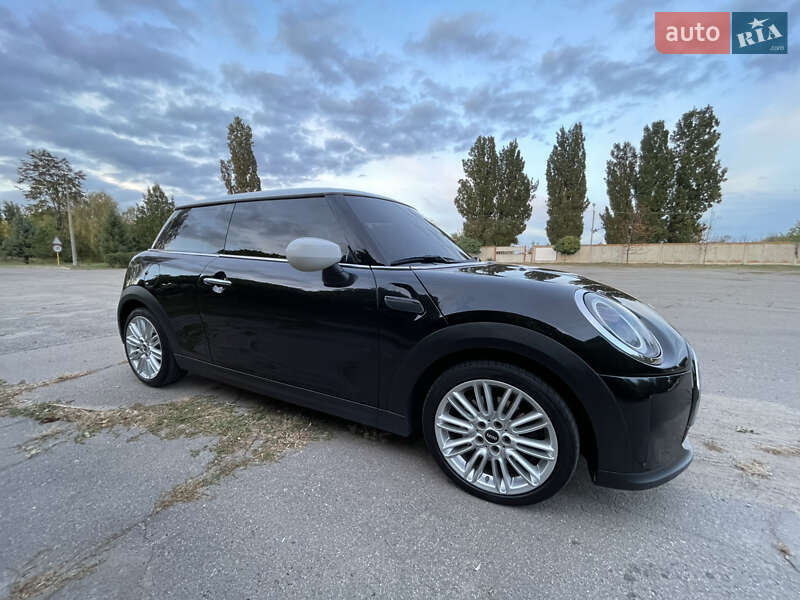 Хетчбек MINI Cooper 2022 в Києві