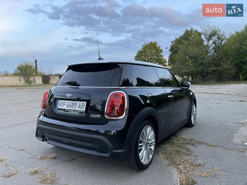Хетчбек MINI Cooper 2022 в Києві
