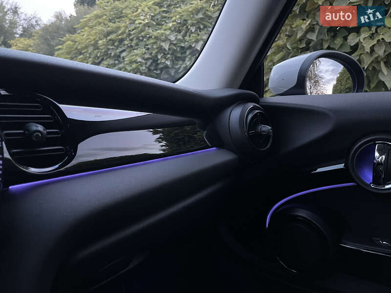 Хетчбек MINI Cooper 2022 в Києві