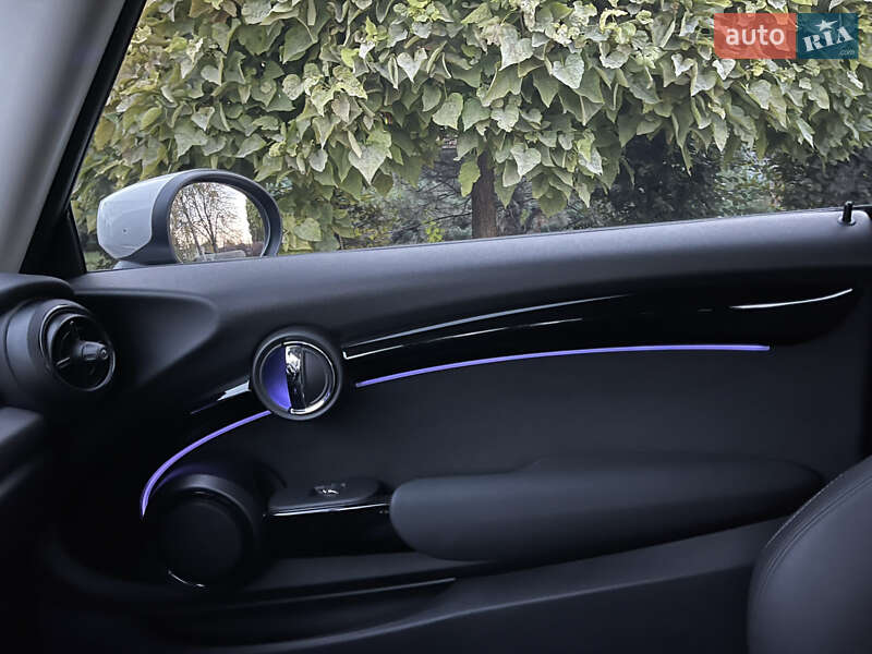 Хетчбек MINI Cooper 2022 в Києві