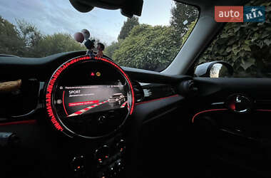 Хетчбек MINI Cooper 2022 в 