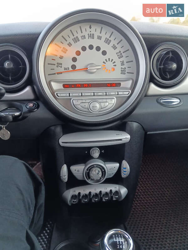 Хэтчбек MINI Cooper 2008 в Полтаве фото 8 Хэтчбек MINI Cooper 2008 в Полтаве