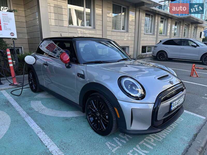 Хетчбек MINI Cooper 2023 в Києві фото 2 Хетчбек MINI Cooper 2023 в Києві