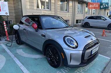Хэтчбек MINI Cooper 2023 в 