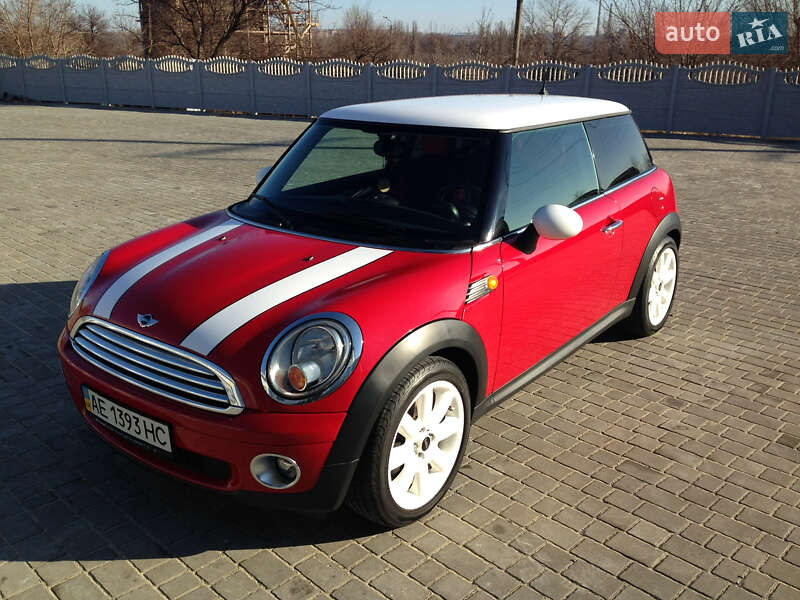 Хетчбек MINI Cooper 2008 в 
