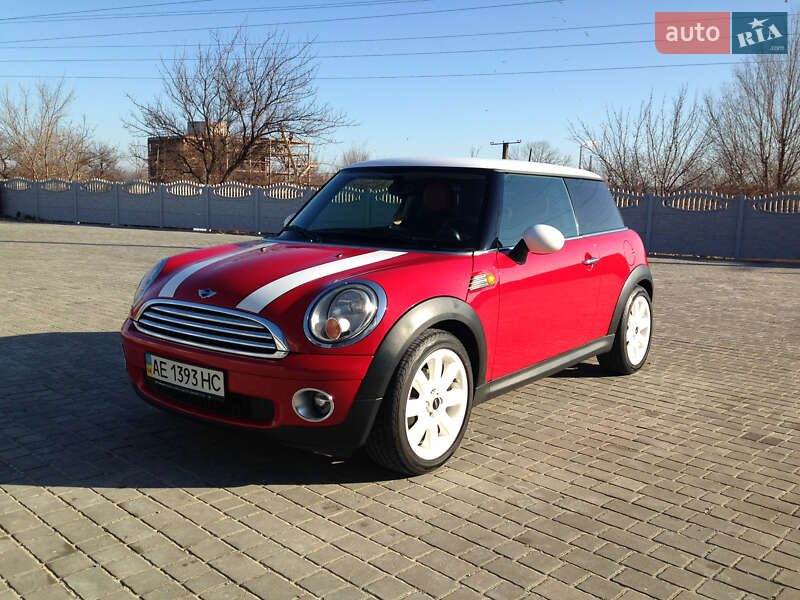 Хэтчбек MINI Cooper 2008 в Кривом Роге