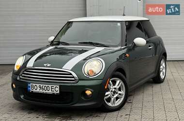 Хэтчбек MINI Cooper 2011 в Тернополе