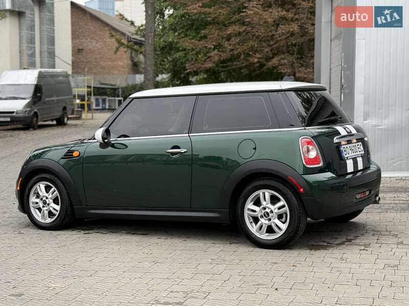 Хэтчбек MINI Cooper 2011 в Тернополе
