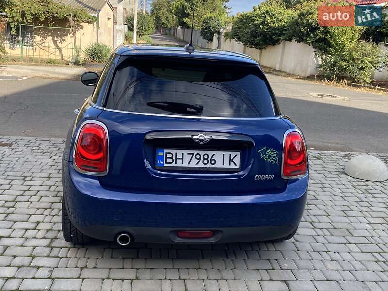 Хэтчбек MINI Cooper 2017 в Одессе