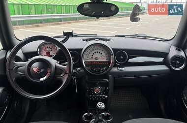 Хетчбек MINI Cooper 2011 в 