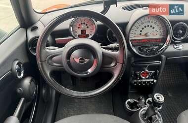 Хетчбек MINI Cooper 2011 в 