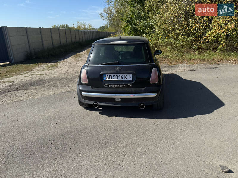Хетчбек MINI Cooper 2003 в Києві