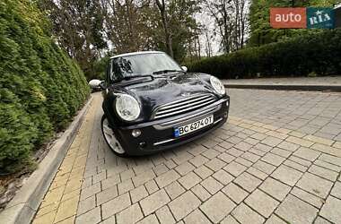 Хэтчбек MINI Cooper 2006 в 