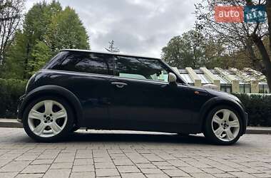 Хэтчбек MINI Cooper 2006 в 