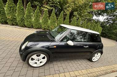 Хэтчбек MINI Cooper 2006 в 