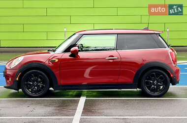 Хэтчбек MINI Cooper 2014 в 