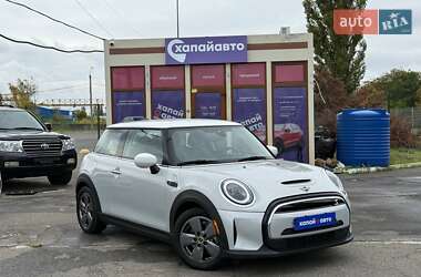 Хэтчбек MINI Cooper 2021 в 