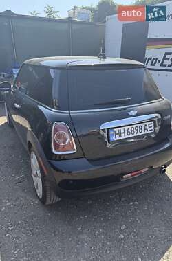 Хэтчбек MINI Cooper 2012 в 