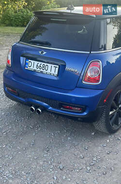 Хэтчбек MINI Cooper 2013 в 