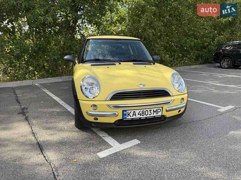 Хетчбек MINI Cooper 2002 в Броварах