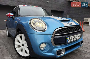 Хэтчбек MINI Cooper 2017 в 