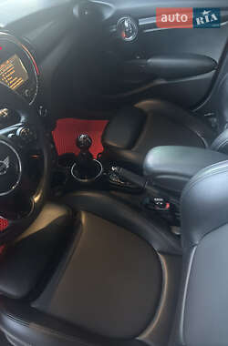 Хэтчбек MINI Cooper 2016 в 