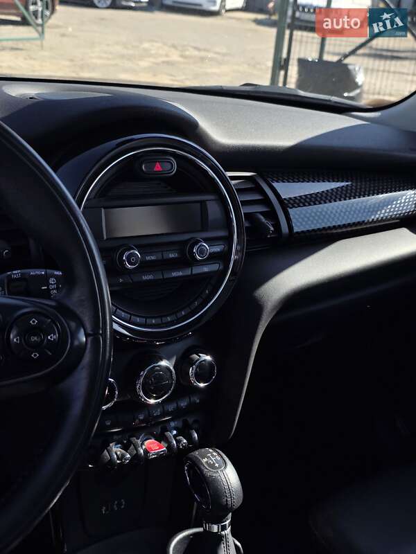 Хетчбек MINI Cooper 2014 в Запоріжжі