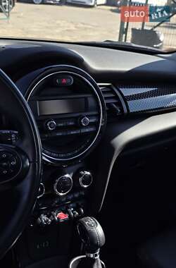 Хэтчбек MINI Cooper 2014 в 