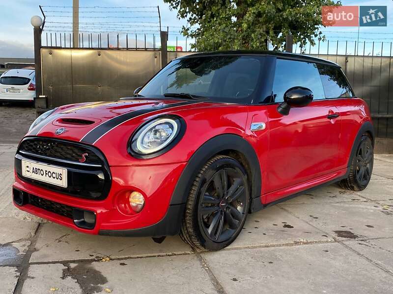 Хэтчбек MINI Cooper 2018 в Киеве