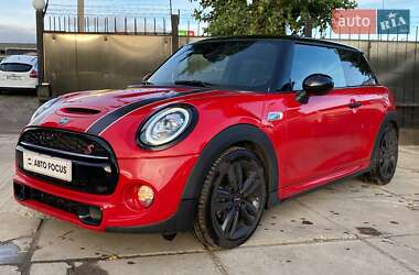 Хетчбек MINI Cooper 2018 в 