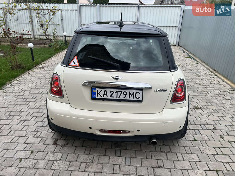 Хетчбек MINI Cooper 2012 в Боярці