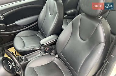 Хетчбек MINI Cooper 2012 в 