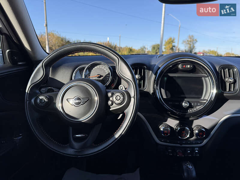 Хетчбек MINI Cooper 2018 в Житомирі