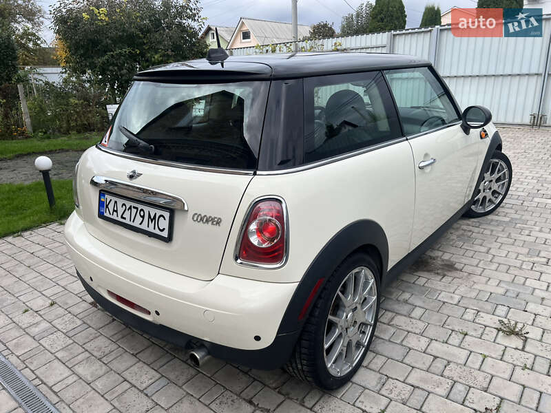 Хетчбек MINI Cooper 2012 в Боярці