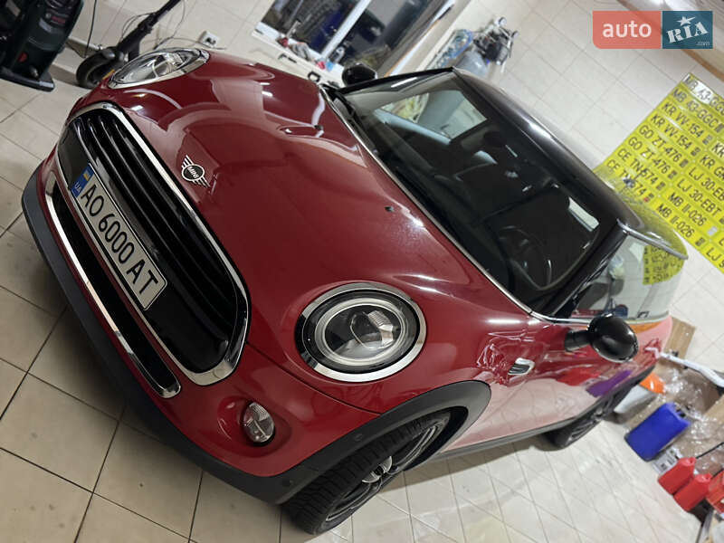 Хэтчбек MINI Cooper 2018 в Мукачево
