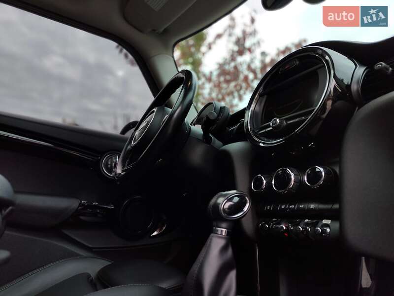 Хетчбек MINI Cooper 2017 в Києві фото 55 Хетчбек MINI Cooper 2017 в Києві