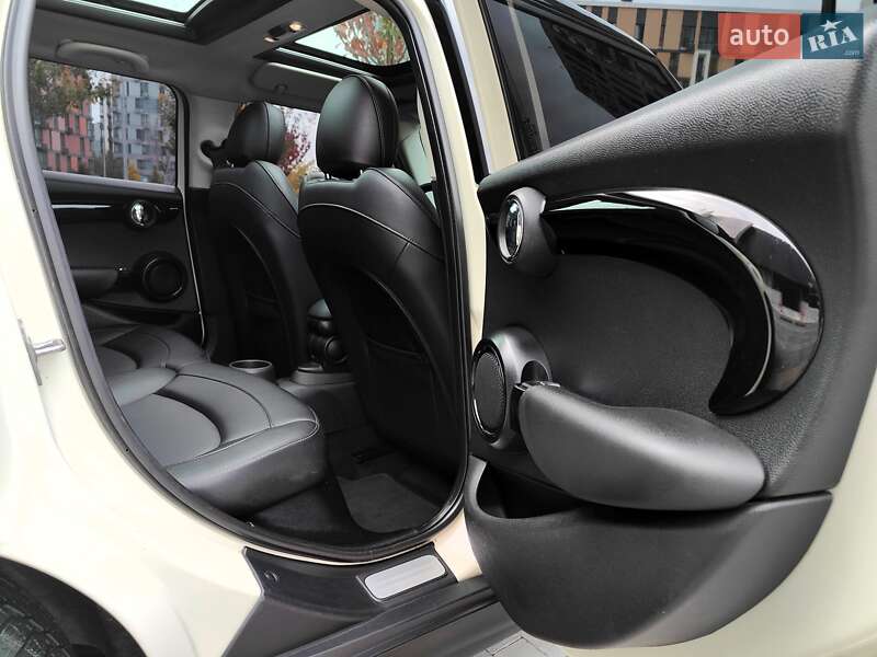Хетчбек MINI Cooper 2017 в Києві фото 58 Хетчбек MINI Cooper 2017 в Києві