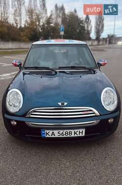 Хэтчбек MINI Cooper 2006 в 