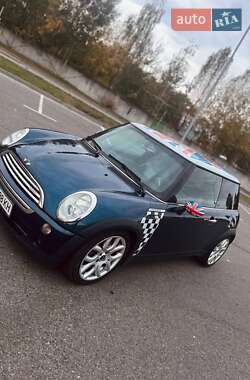 Хэтчбек MINI Cooper 2006 в 