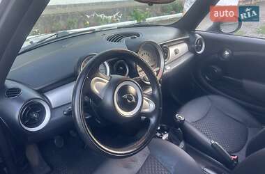 Хетчбек MINI Cooper 2009 в 