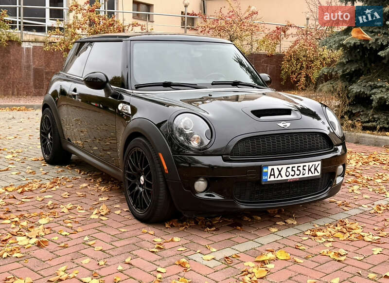 Хэтчбек MINI Cooper 2010 в Харькове