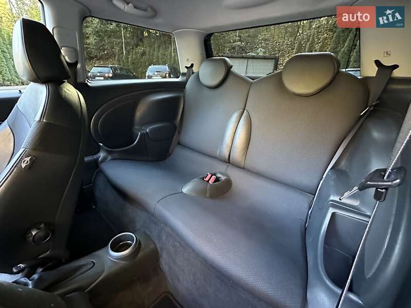 Хетчбек MINI Cooper 2006 в Львові фото 25 Хетчбек MINI Cooper 2006 в Львові