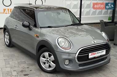 Хетчбек MINI Cooper 2017 в Києві