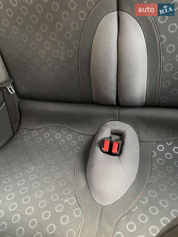 Хетчбек MINI Cooper 2006 в Кропивницькому